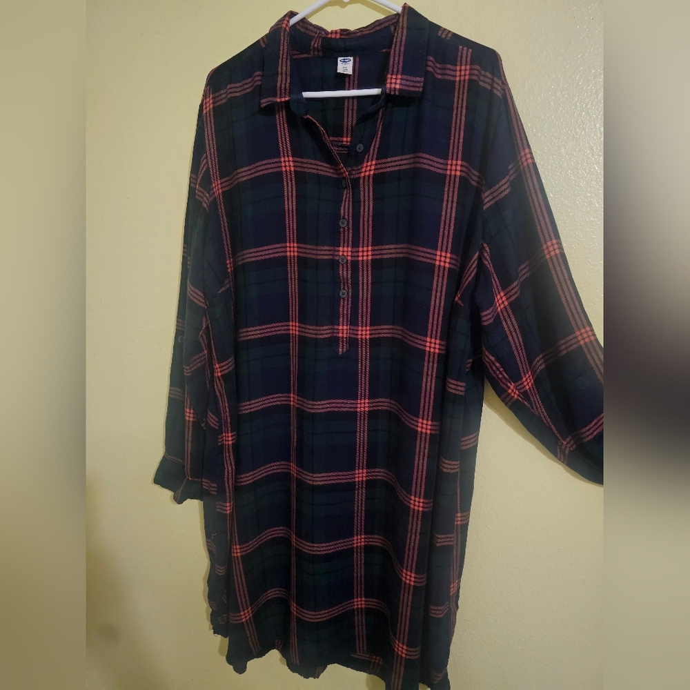 Old Navy Navy Plaid Button-Front Casual Shirt